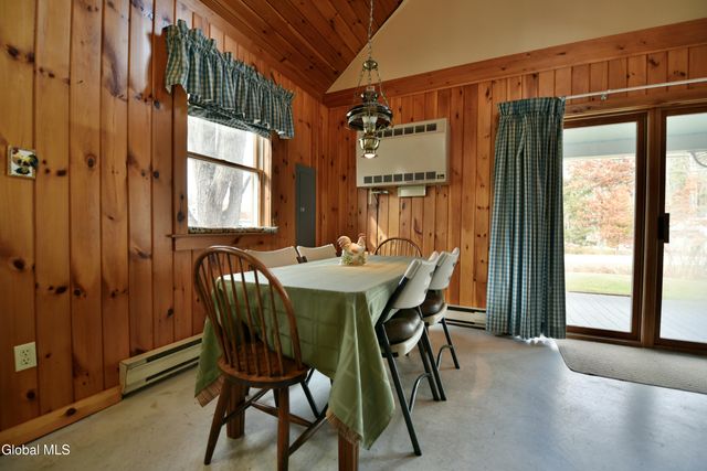 103 Wendell Avenue, Broadalbin, NY 12025