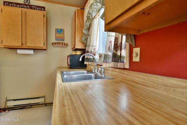 103 Wendell Avenue, Broadalbin, NY 12025