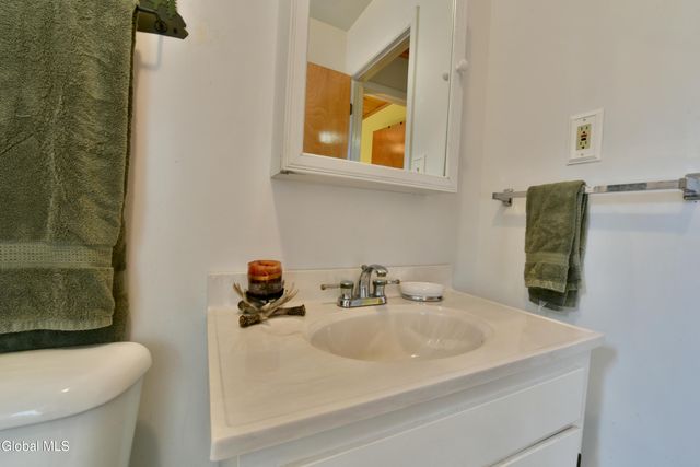 103 Wendell Avenue, Broadalbin, NY 12025