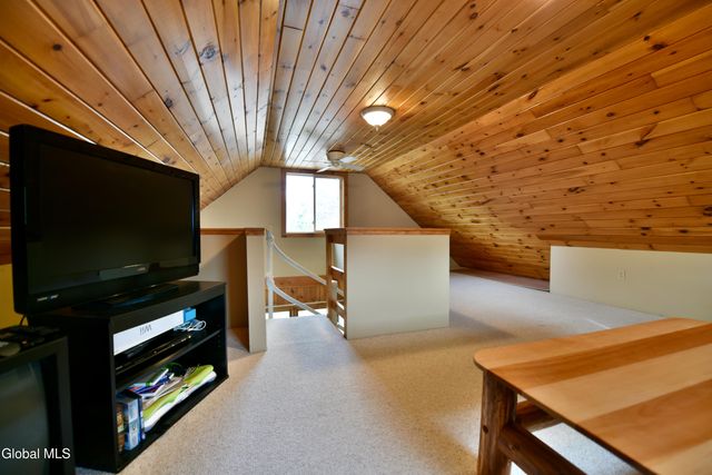 103 Wendell Avenue, Broadalbin, NY 12025