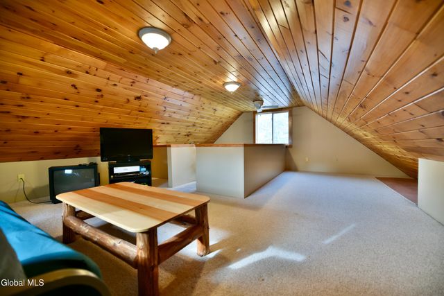 103 Wendell Avenue, Broadalbin, NY 12025