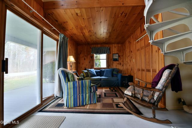 103 Wendell Avenue, Broadalbin, NY 12025