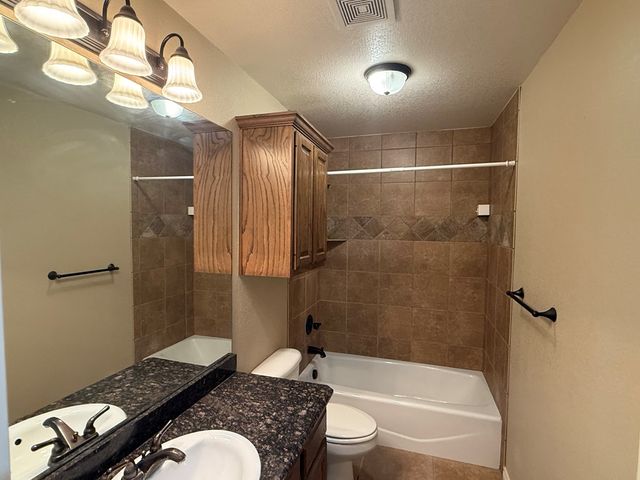 28 Vista Crest Court, Odessa, TX 79762