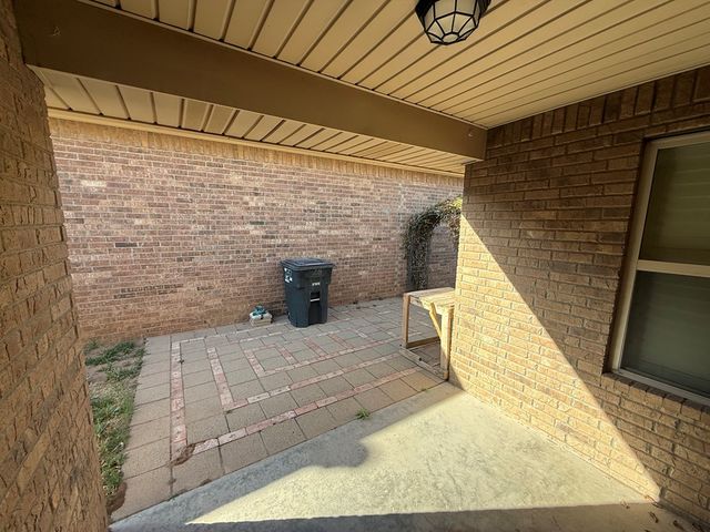 28 Vista Crest Court, Odessa, TX 79762
