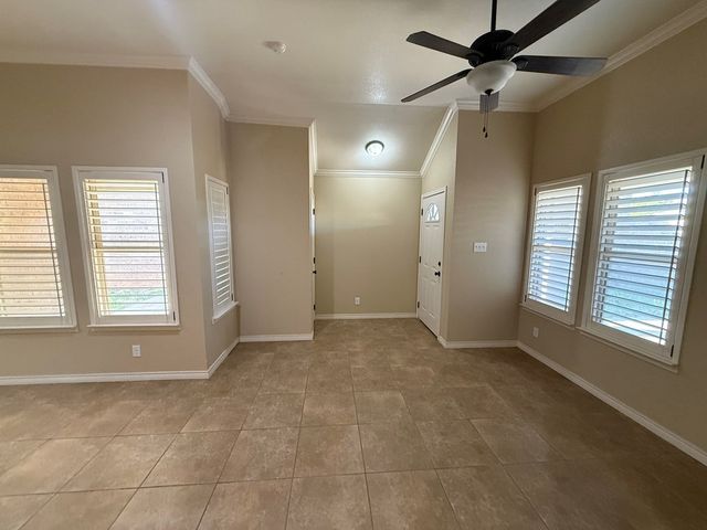 28 Vista Crest Court, Odessa, TX 79762