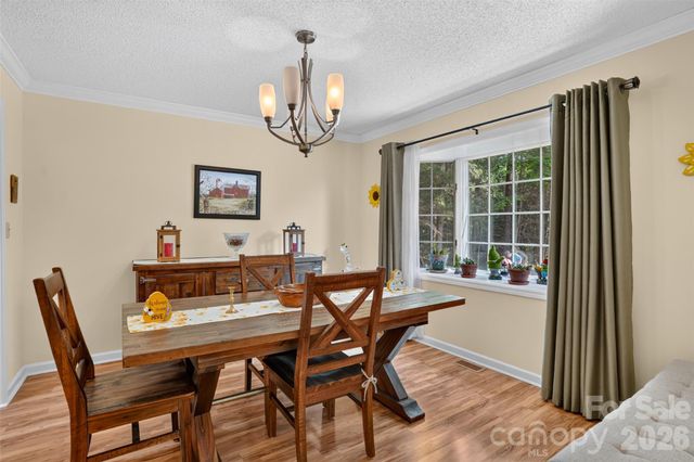 227 Sean Way, Hendersonville, NC 28792
