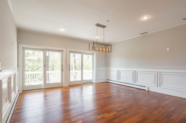 51 Depot Road, Hampton Falls, NH 03844