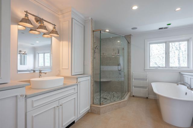 51 Depot Road, Hampton Falls, NH 03844