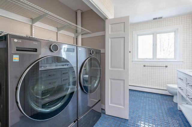 51 Depot Road, Hampton Falls, NH 03844