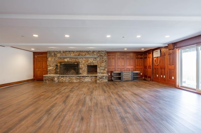 51 Depot Road, Hampton Falls, NH 03844