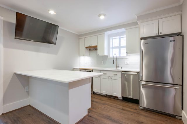 51 Depot Road, Hampton Falls, NH 03844