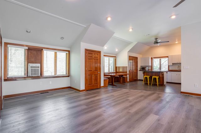 51 Depot Road, Hampton Falls, NH 03844