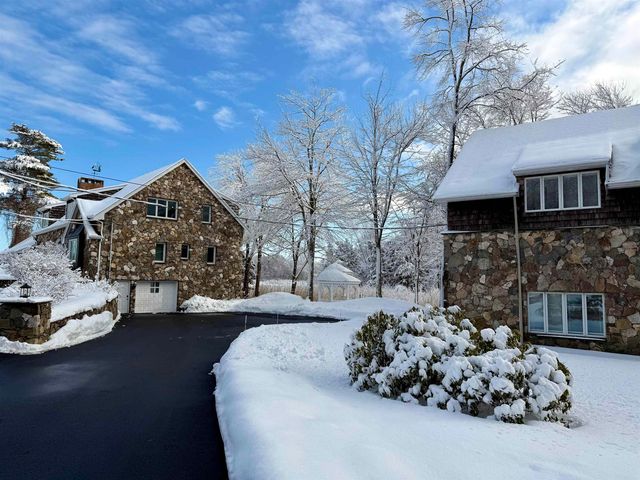 51 Depot Road, Hampton Falls, NH 03844