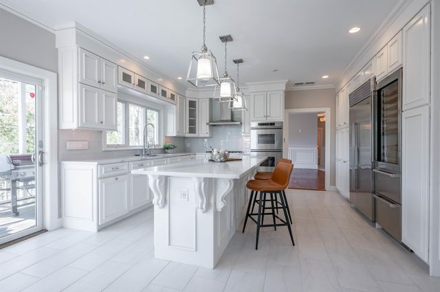 51 Depot Road, Hampton Falls, NH 03844