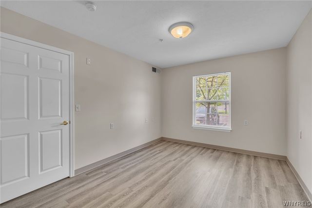2250 N French Road, Amherst, NY 14068