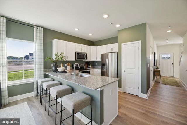 106 POMO LN, Winchester, VA 22602