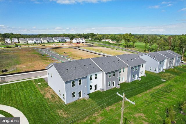 106 POMO LN, Winchester, VA 22602