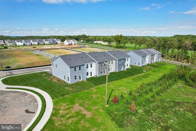 106 POMO LN, Winchester, VA 22602