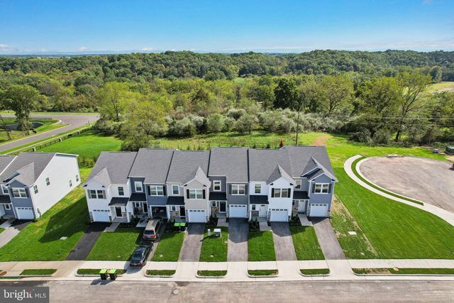 106 POMO LN, Winchester, VA 22602