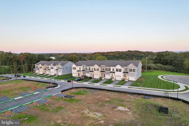 106 POMO LN, Winchester, VA 22602