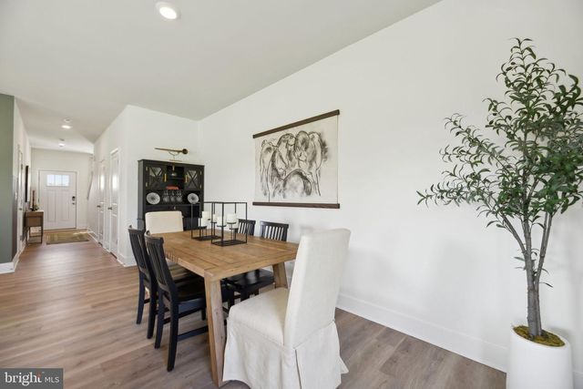 106 POMO LN, Winchester, VA 22602