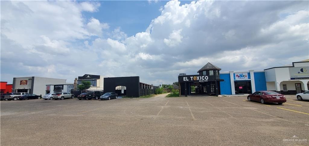 6711 S Jackson Road, Pharr, TX 78577