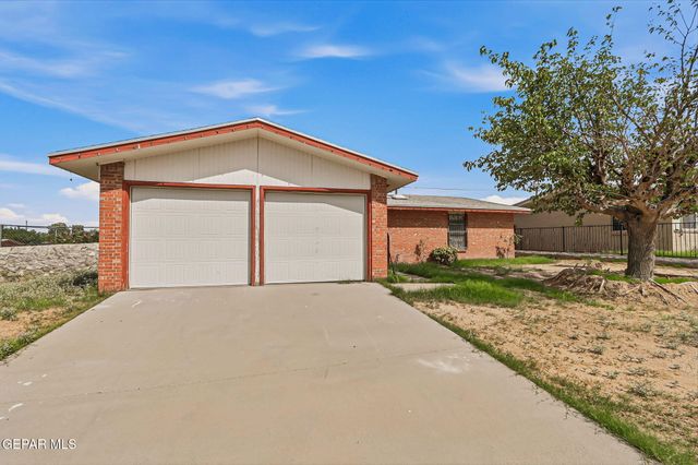 2168 SEPTIEMBRE Drive, El Paso, TX 79935