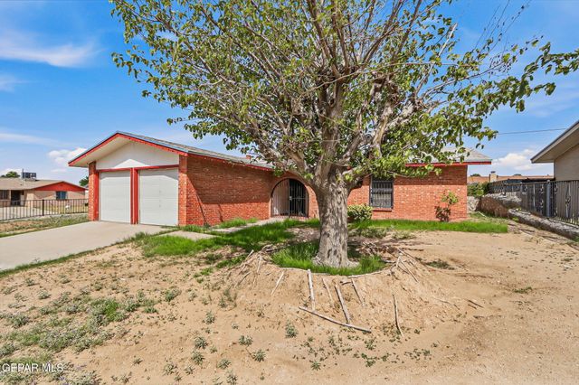 2168 SEPTIEMBRE Drive, El Paso, TX 79935