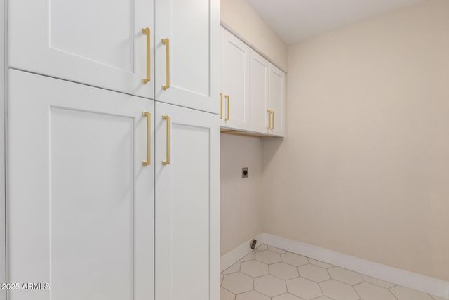 10318 E MICHIGAN Avenue, Sun Lakes, AZ 85248