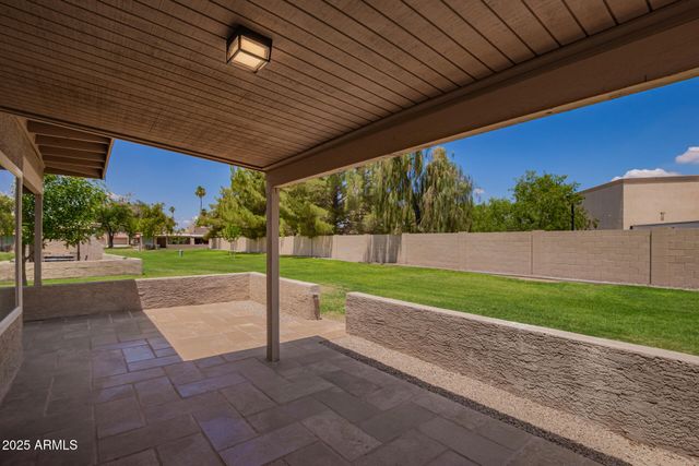 10318 E MICHIGAN Avenue, Sun Lakes, AZ 85248