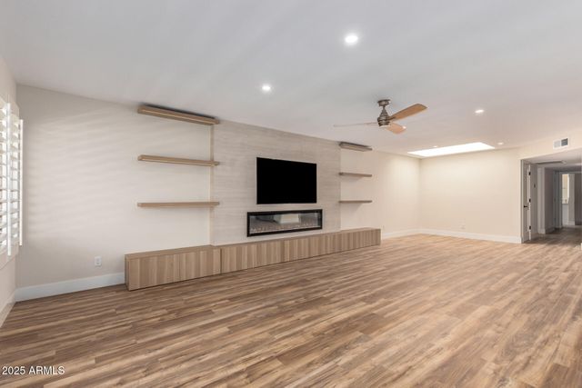 10318 E MICHIGAN Avenue, Sun Lakes, AZ 85248