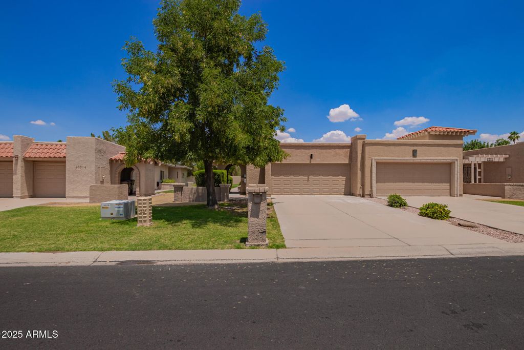 10318 E MICHIGAN Avenue, Sun Lakes, AZ 85248