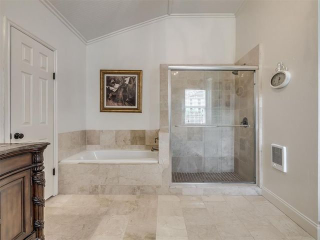1228 Marlboro Lane, Nichols Hills, OK 73116