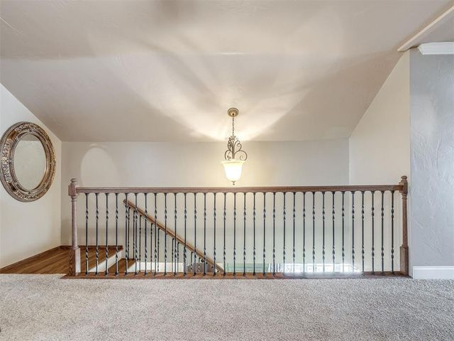1228 Marlboro Lane, Nichols Hills, OK 73116