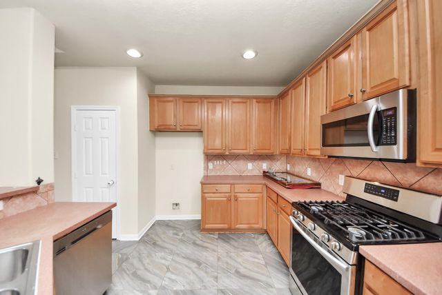 1723 Mustang Crossing, Missouri City, TX 77459