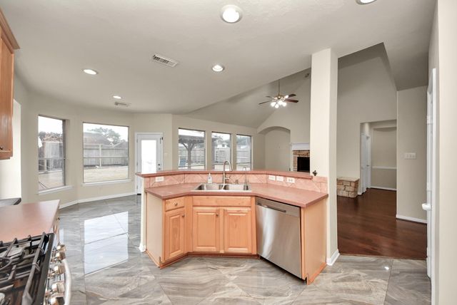 1723 Mustang Crossing, Missouri City, TX 77459