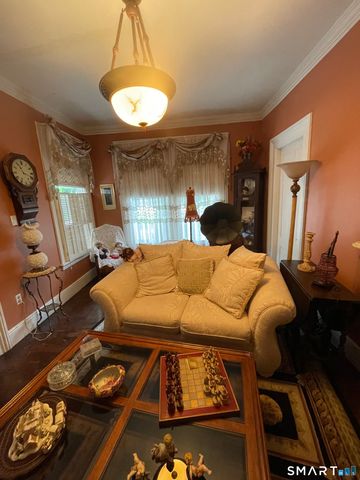 106 Sherland Avenue, New Haven, CT 06513