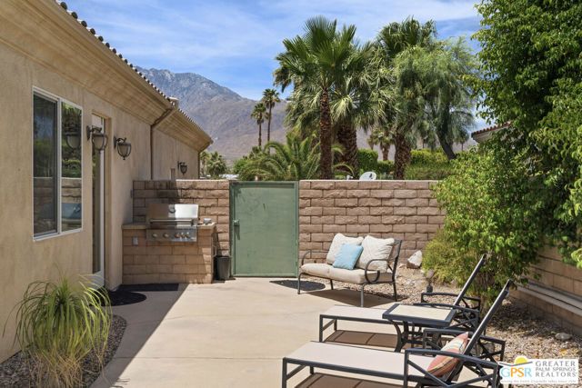 2220 N Hermosa Drive, Palm Springs, CA 92262