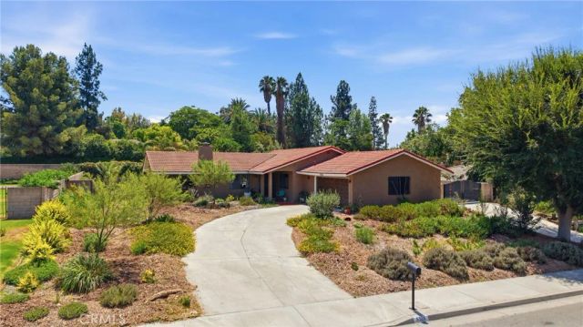 6526 Marlo Way, Riverside, CA 92506