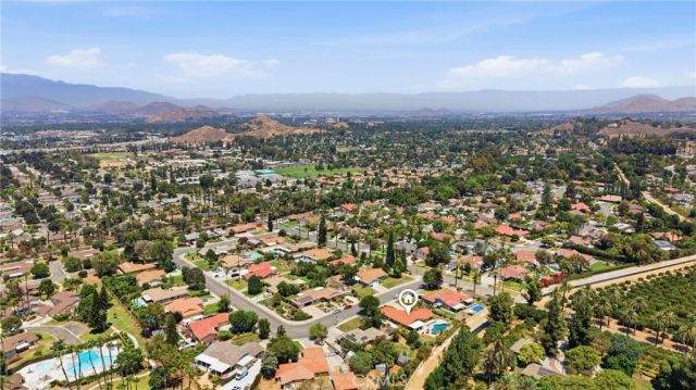 6526 Marlo Way, Riverside, CA 92506