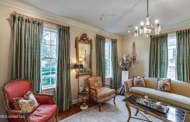 1504 Pinehurst Place, Jackson, MS 39202