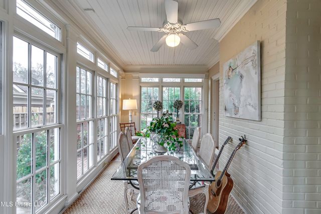 1504 Pinehurst Place, Jackson, MS 39202