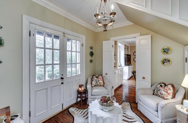 1504 Pinehurst Place, Jackson, MS 39202