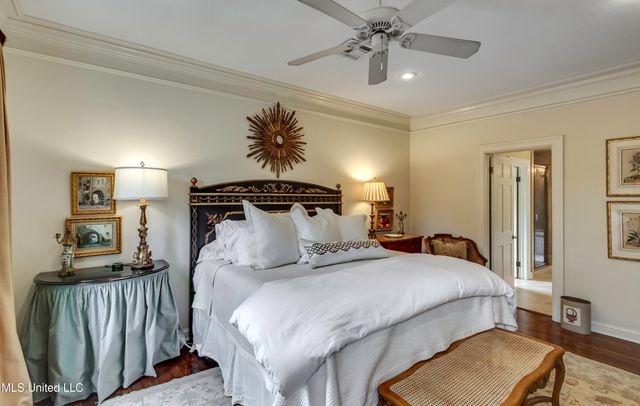 1504 Pinehurst Place, Jackson, MS 39202