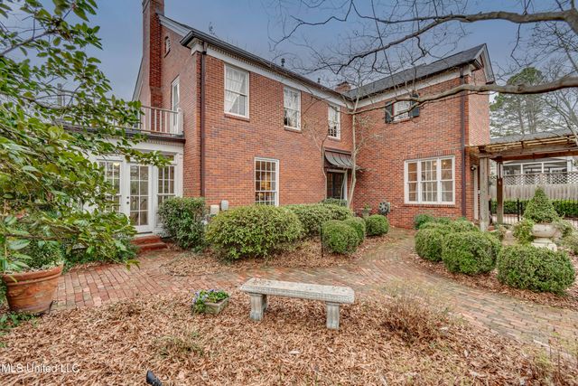 1504 Pinehurst Place, Jackson, MS 39202