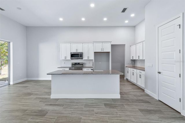 19 LONG PLACE, Palm Coast, FL 32137