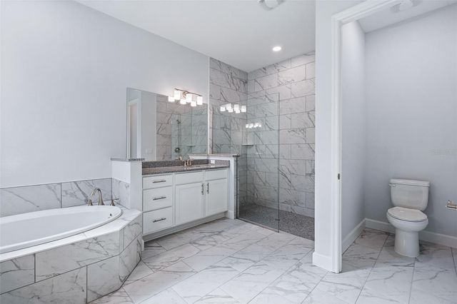 19 LONG PLACE, Palm Coast, FL 32137