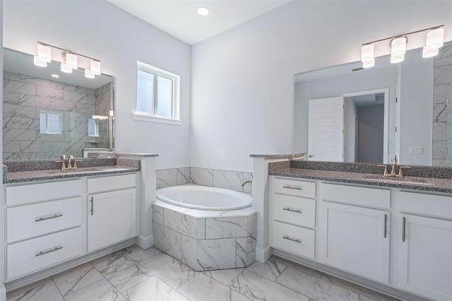 19 LONG PLACE, Palm Coast, FL 32137