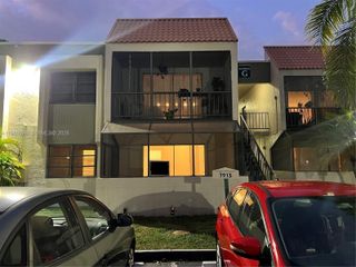 7913 SW 104th St 105-G, Miami, FL 33156