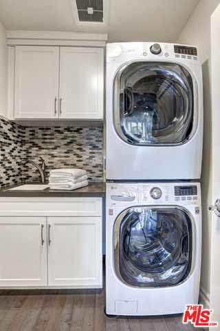10112 EMPYREAN Way 204, Los Angeles, CA 90067